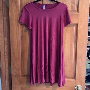 Maroon t-shirt dress